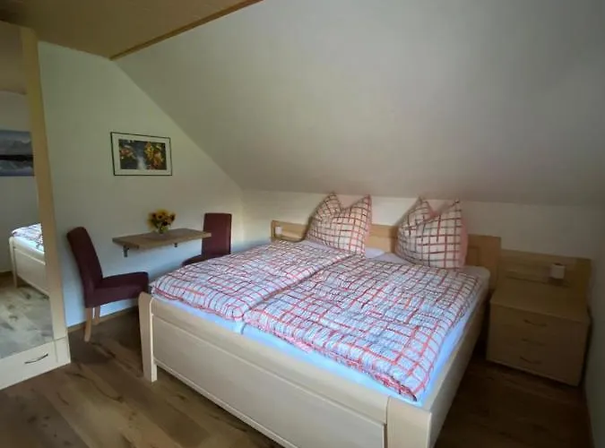 Haus Eder 아파트 *